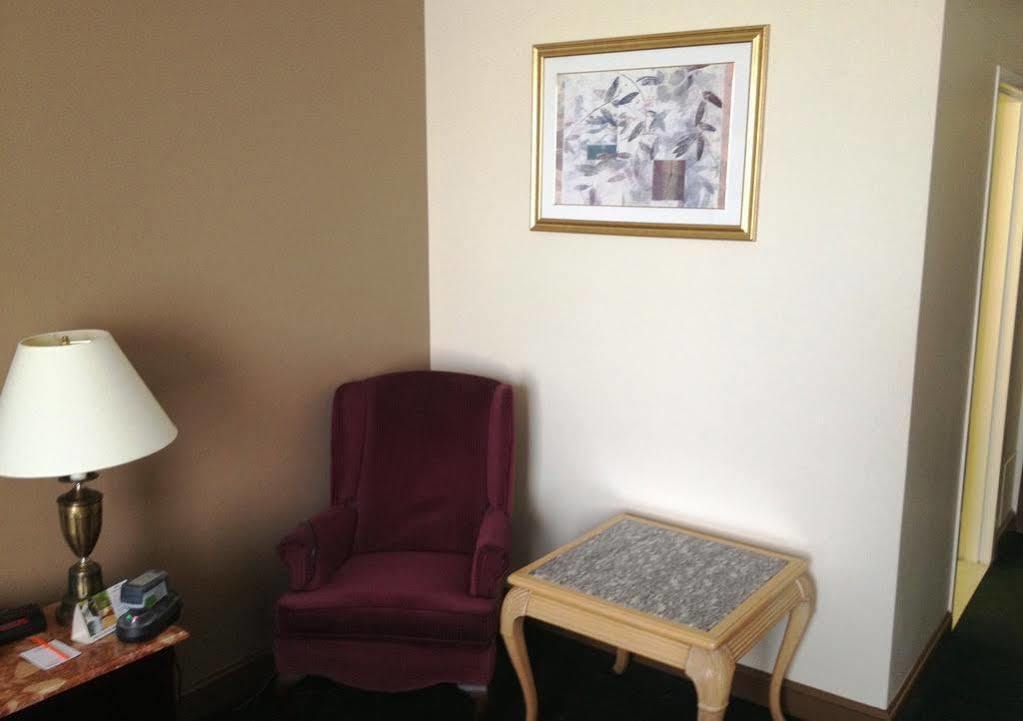 Surestay Plus By Best Western Windsor Kültér fotó